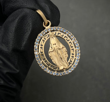 Dije Medalla Virgen De la milagrosa Con Swarovski Azul 2.7gr / Largo 2.9cm / Oro Amarillo Nac M