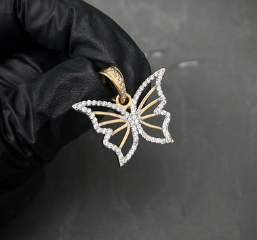 Dije Mariposa Con Swarovski Blanco 3.1gr / Largo 2.3cm / Oro Amarillo Nac M