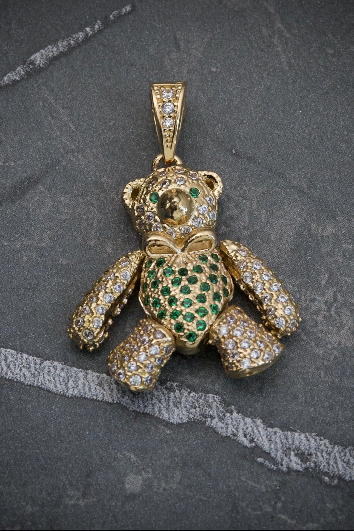 Dije De Oso articulado Con Swarovski Verde Y Blanco 7.8gr / Largo 3cm / Oro Amarillo Nac B