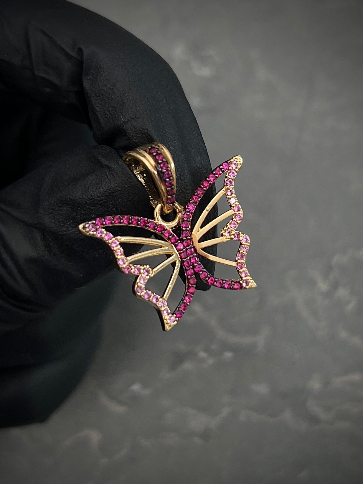 Dije de mariposa con swarovski blanco 3.1gr / 2.2cm / Oro Amarillo Nac M