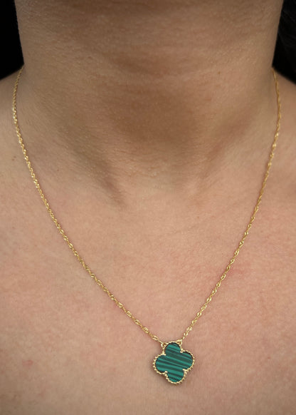 Cadena lucky clover piedra verde 2.65gr / Largo 45cm / Oro Amarillo italy cte B