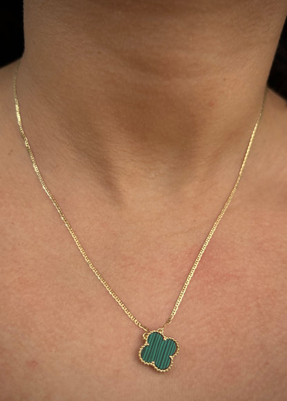 Cadena lucky clover piedra verde 2.9gr / Largo 45cm / Oro Amarillo italy cte P