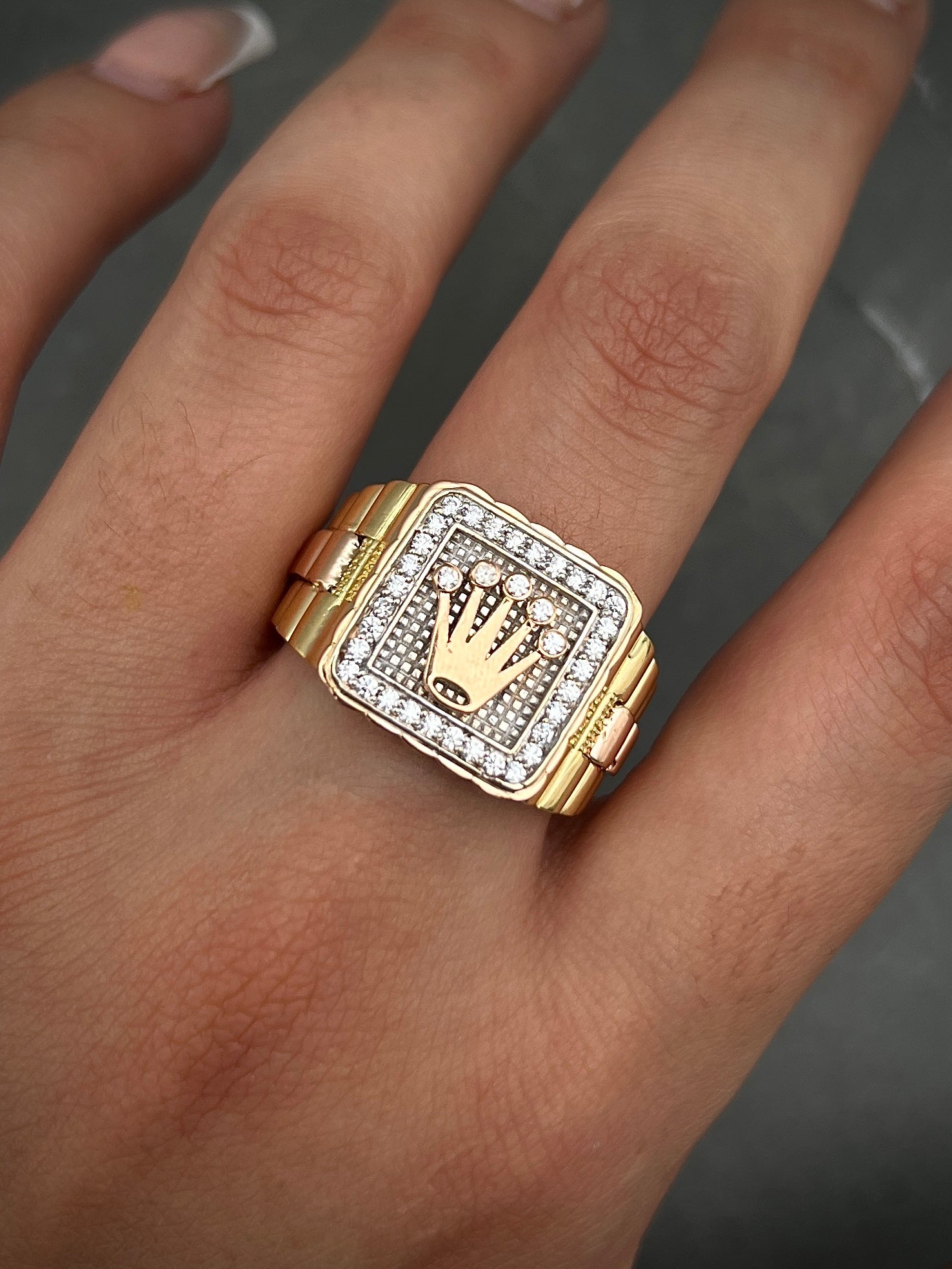 Anillo de rx con swarovski blanco 17.8gr / Talla 10 /  Tres Oros Nac B