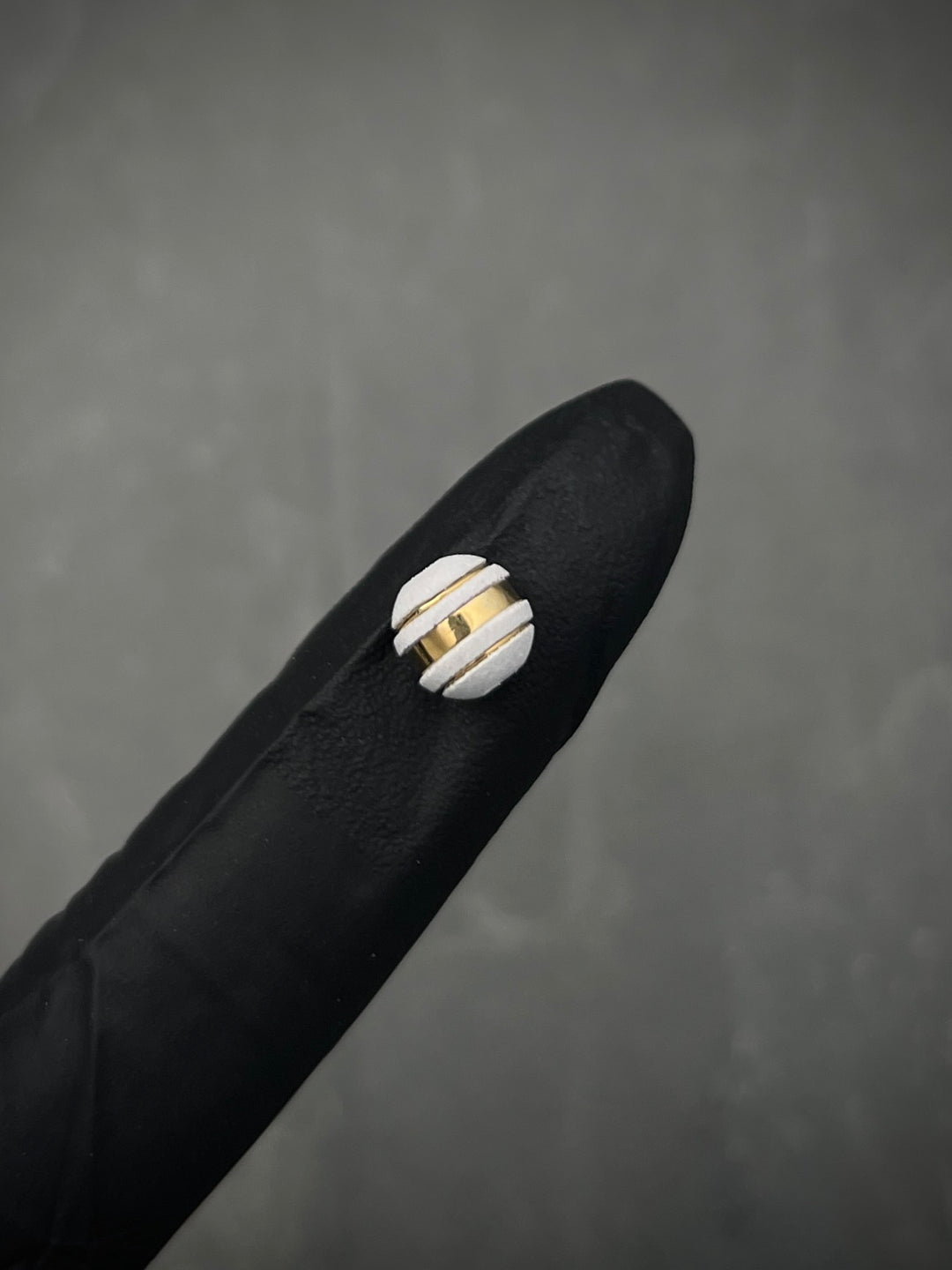 Neoros blancos 8mm 3 raya Oro Amarillo — Oro Amarillo