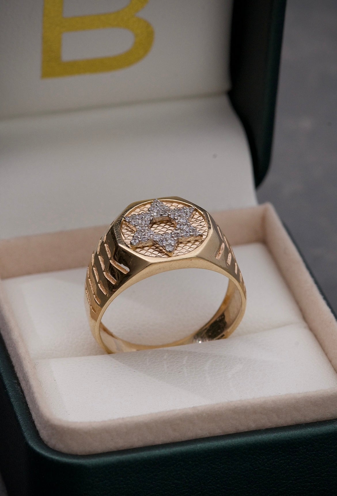 Anillo estrella de david con swarovski blanco 7gr / Talla 10 / Oro Amarillo Nac M