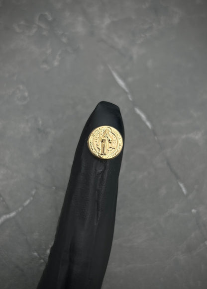 Herraje san benito 0.35gr / Largo 0.8cm / Oro Amarillo Nac B