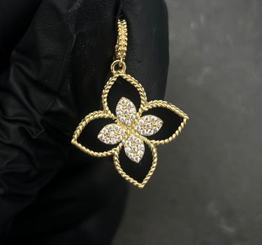 Dije LUCKY CLOVER COn Piedra Negra 2.4gr / Largo 3.1cm / Oro Amarillo Nac P