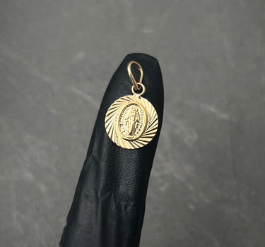 Dije Virgen de la milagrosa 0.85gr / Largo 1.8cm / Oro Amarillo Nac M
