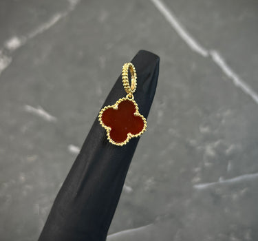 Dije De lucky clover piedra roja 1.9gr / Oro Amarillo lucky M