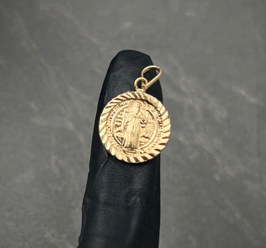 Dije san benito 1.05gr / Largo 2.2cm / Oro Amarillo Nac B