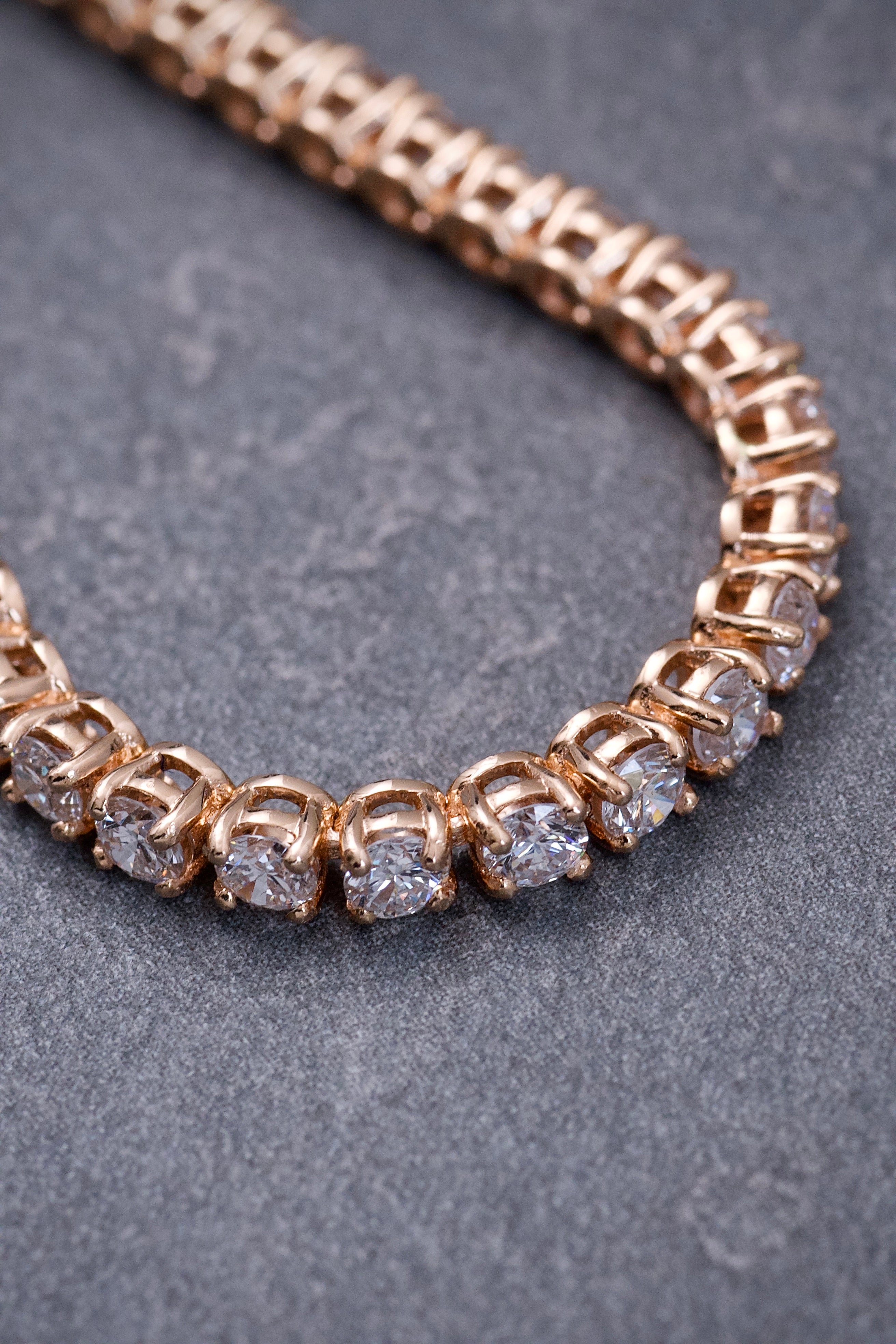 Pulso tenis con 460pts de diamantes 9gr / Largo 19cm / Oro Rosado (Joya) M