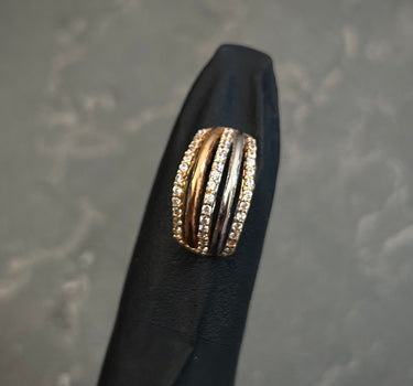Dije con swarovski 1.75gr / 1.4cm / Tres Oros Nac B