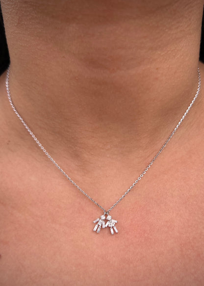 Cadena con 14pts de diamantes y 24pts de diamantes baguette 2.75gr / Largo 40cm / Oro Blanco italy cte (Joya) P