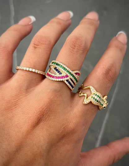 Anillo de lineas con swarovski multicolor 7.7gr / Talla 6 Oro Amarillo Nac M