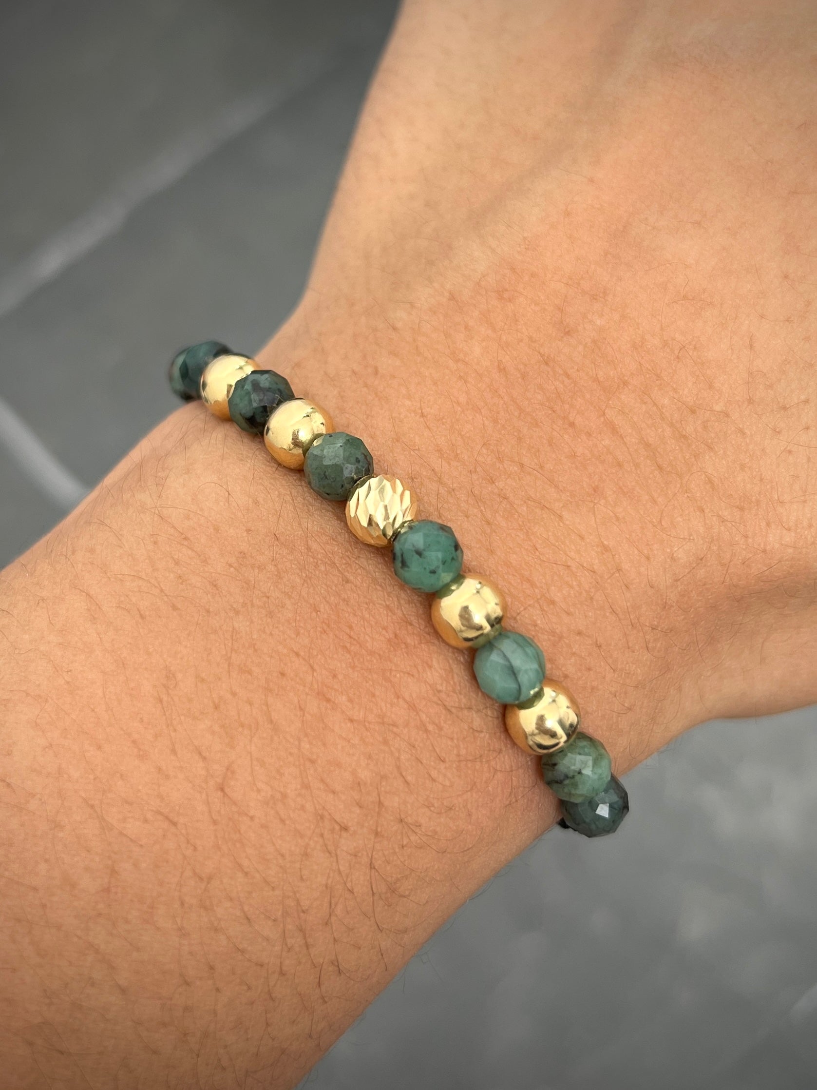 Pulsera energetica 0.98gr — Oro Amarillo
