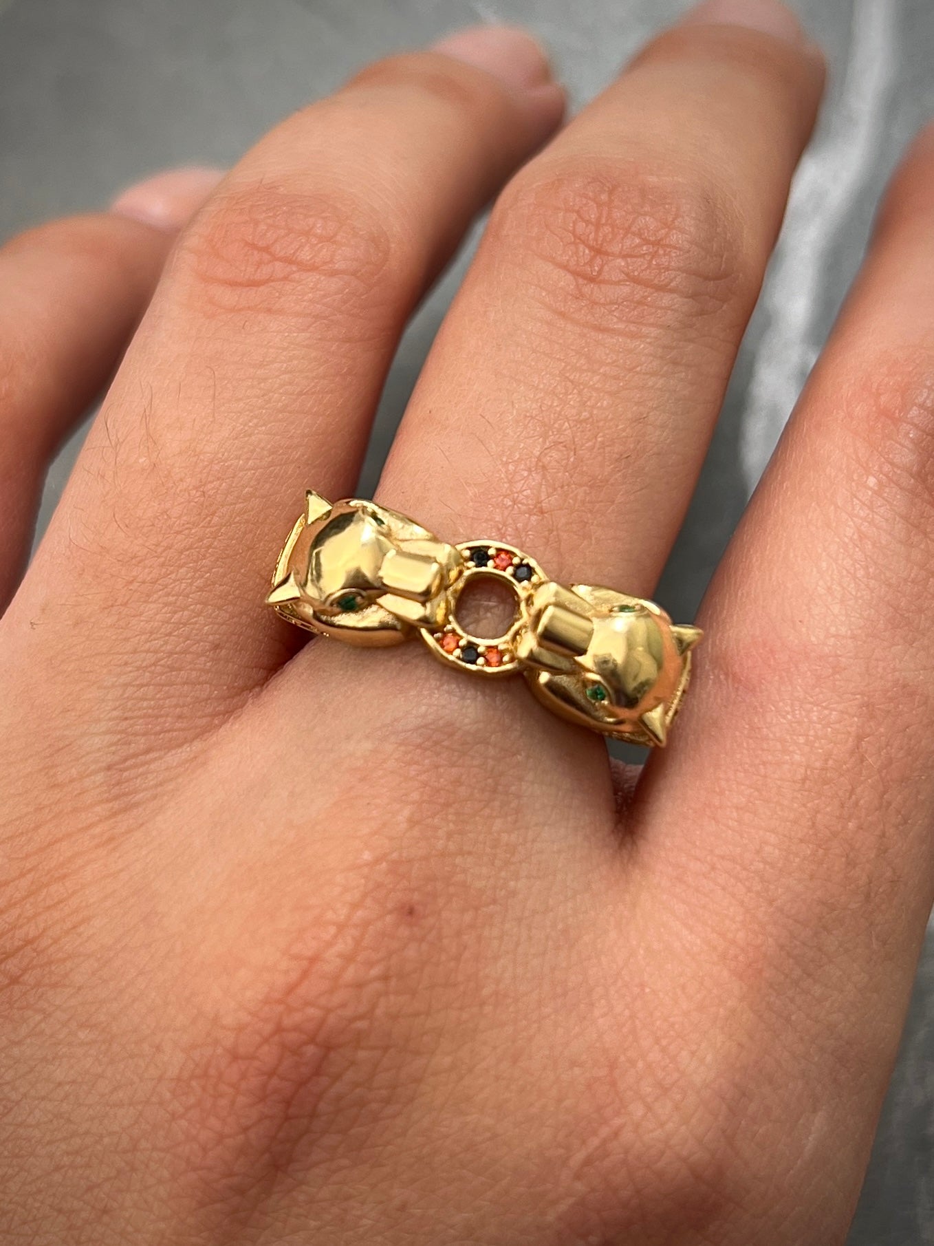 Anillo de pantera 6.3gr / Talla 7 1/4Oro Amarillo Nac B
