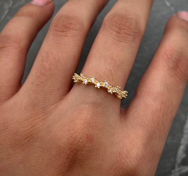 Anillo con swarovski blanco 1.85gr / TALLA 7 1/4 / Oro Amarillo Nac M