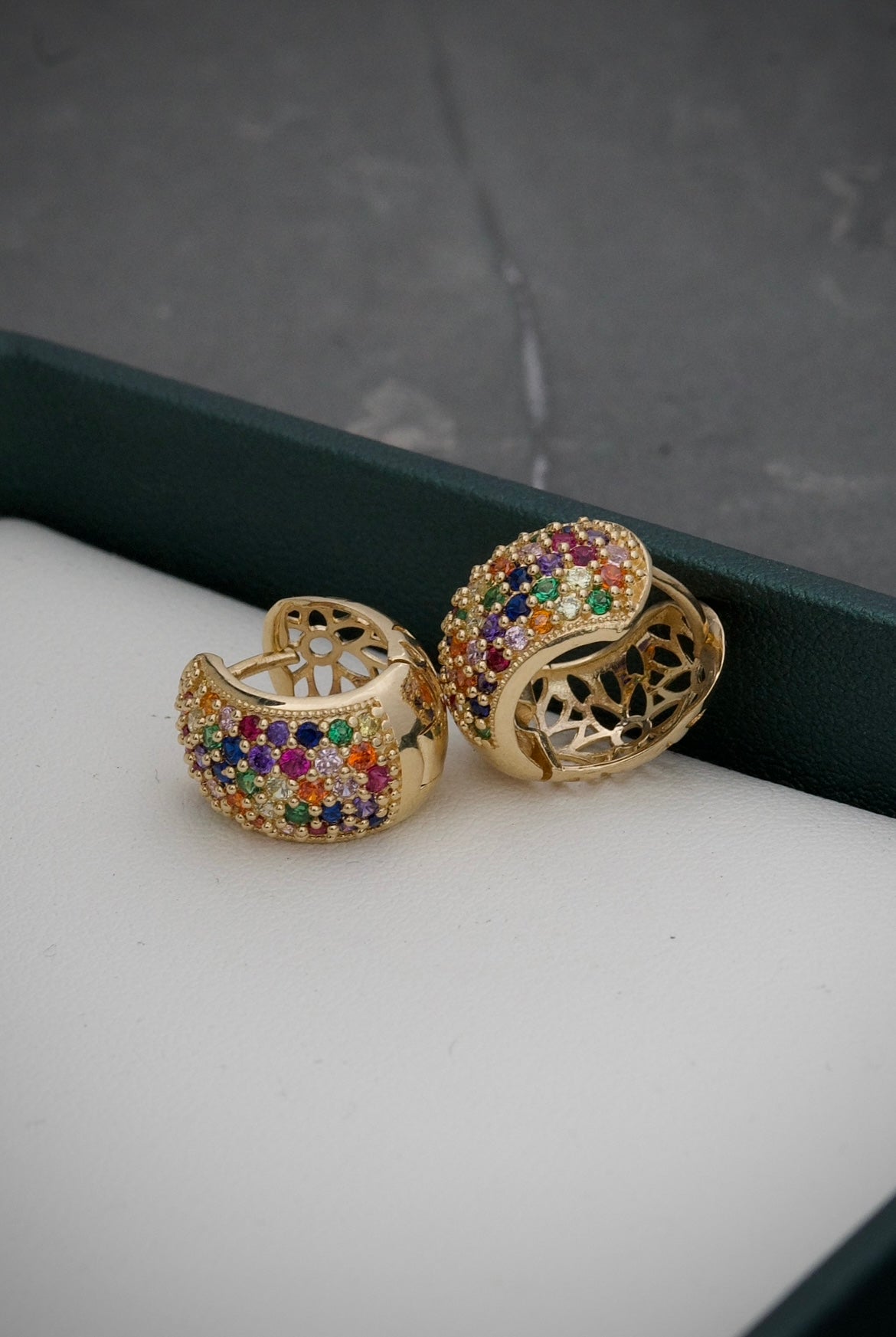 Candongas con swarovski multicolor 5.8gr / 1cm / Oro Amarillo Nac P