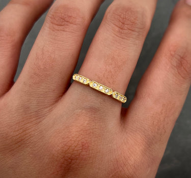 Anillo con swarovski blanco 1.65gr / TALLA 7 1/4 / Oro Amarillo Nac M