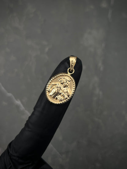 Dije virgen del carmen 1.55gr / Largo 3cm /  Oro Amarillo Nac M