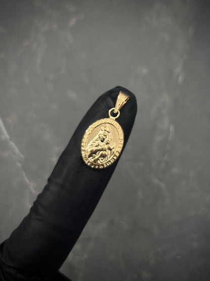 Dije virgen del carmen 1.05gr / Largo 2.5cm / Oro Amarillo Nac M