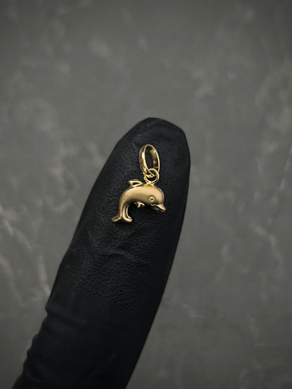 Dije de delfin 0.3gr / Largo 1.5cm / Oro Amarillo Nac M