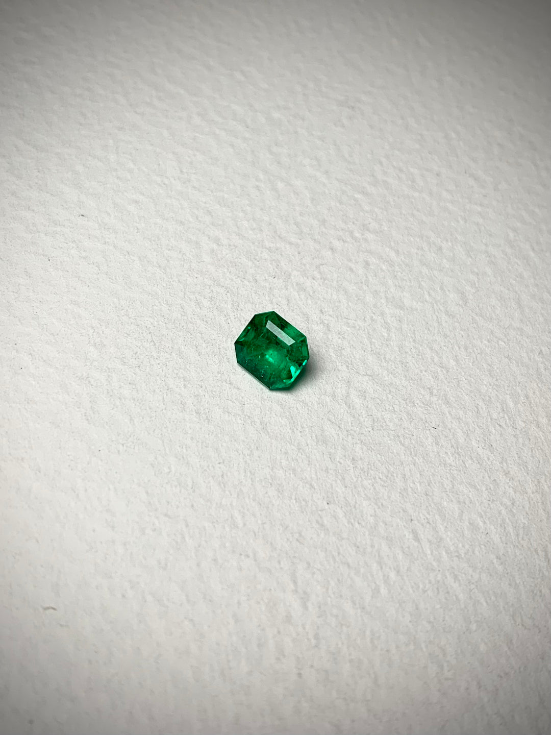Esmeralda Cuadrada Con 186 Pts Largo 0,8cm / — Oro Amarillo