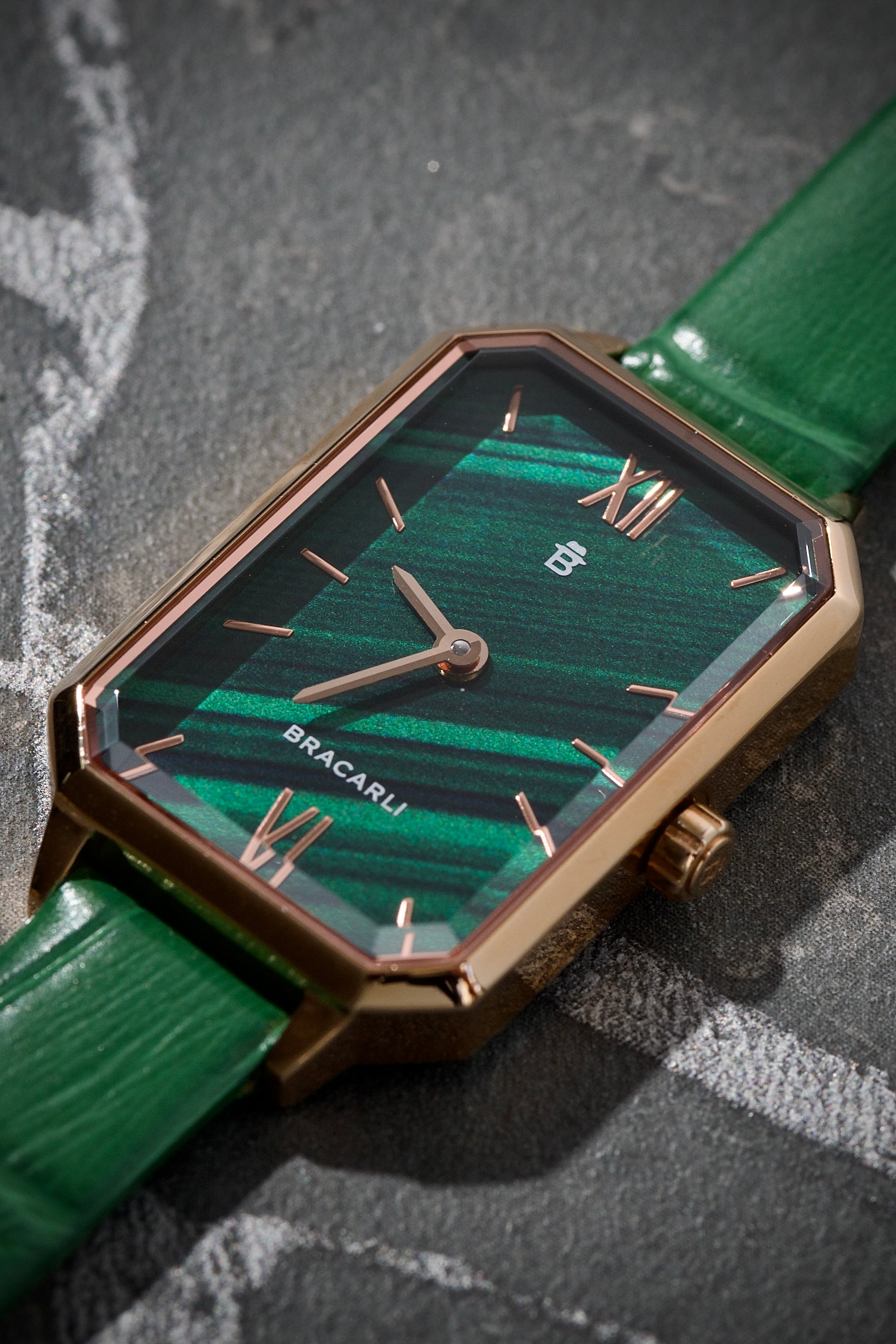 Reloj BRACARLI VERDE Colección Arte, Hecho En Suiza P