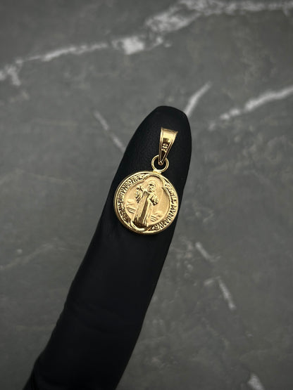 Dije san benito 0.85gr / Largo 2.1cm — Oro Amarillo