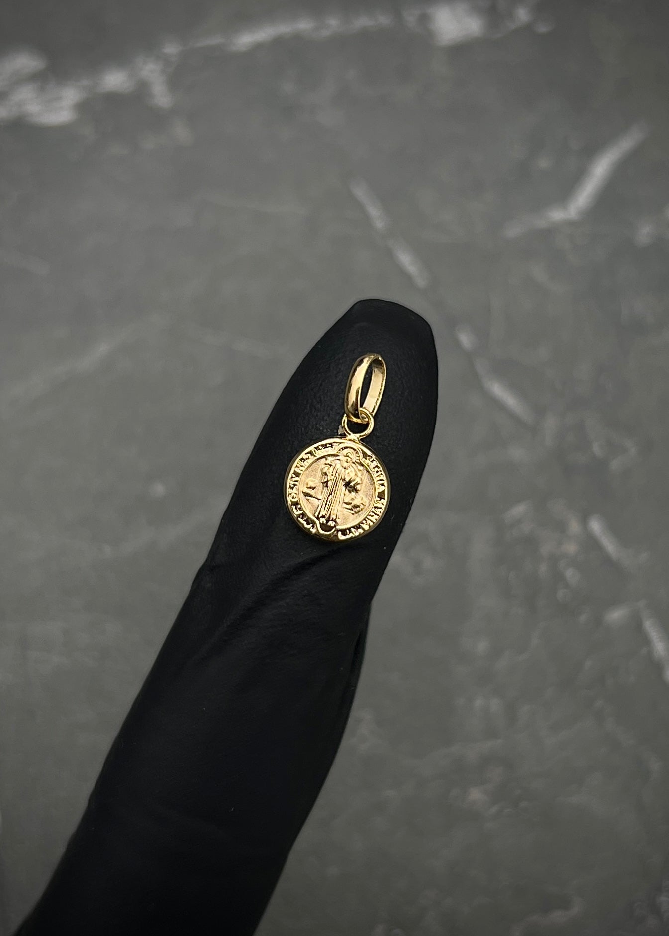 Dije san benito 0.4gr / Largo 1.5cm / Oro Amarillo Nac P