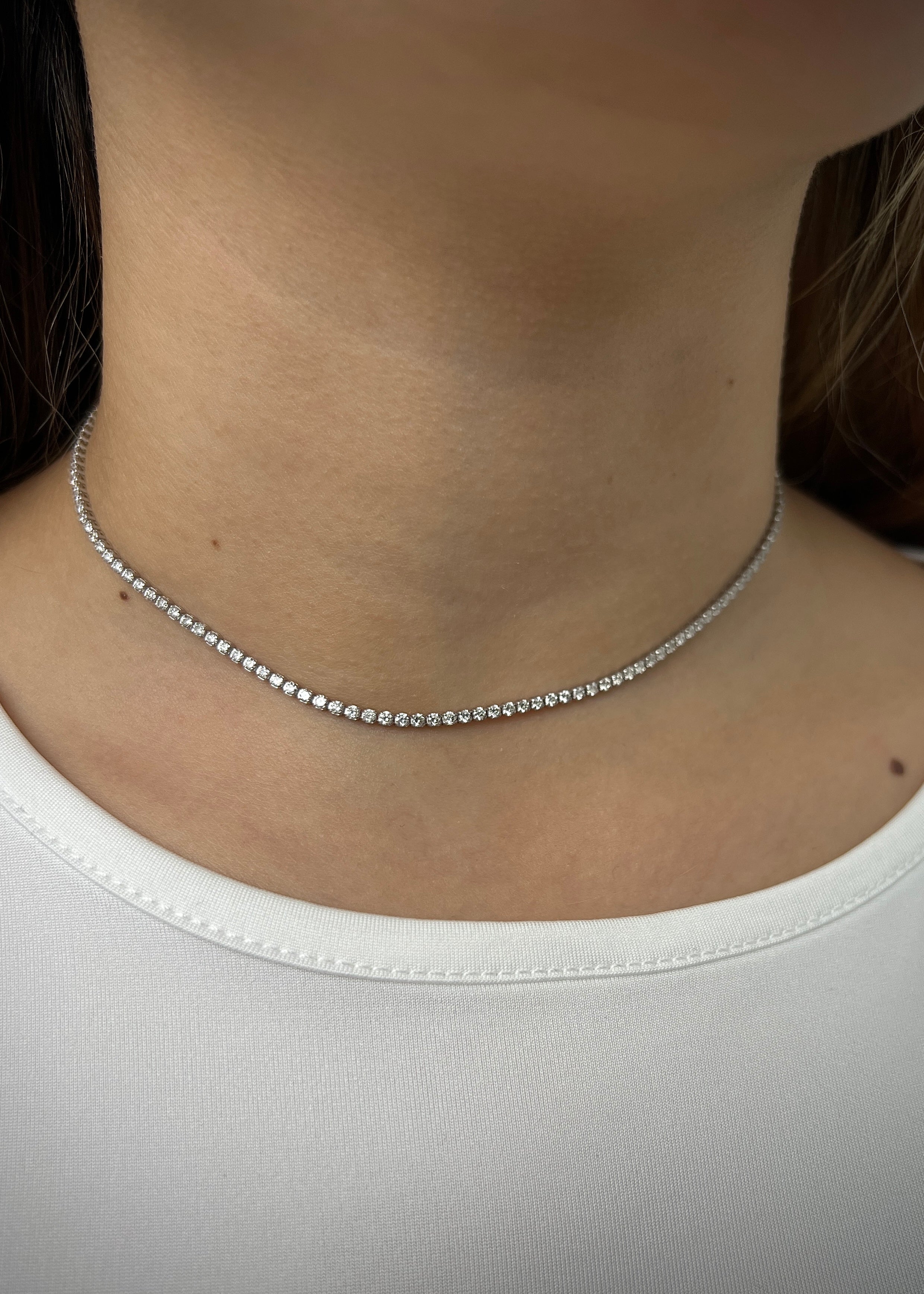 Cadena tenis con 420pts de diamante blanco 4.8gr / Largo 40cm / Oro Blanco (Joya) P