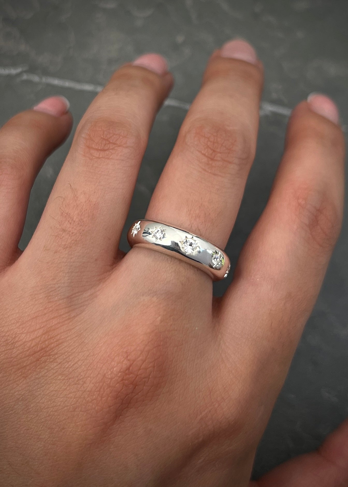 Anillo stars diamonds 4.25gr / TALLA 6 / Plata P