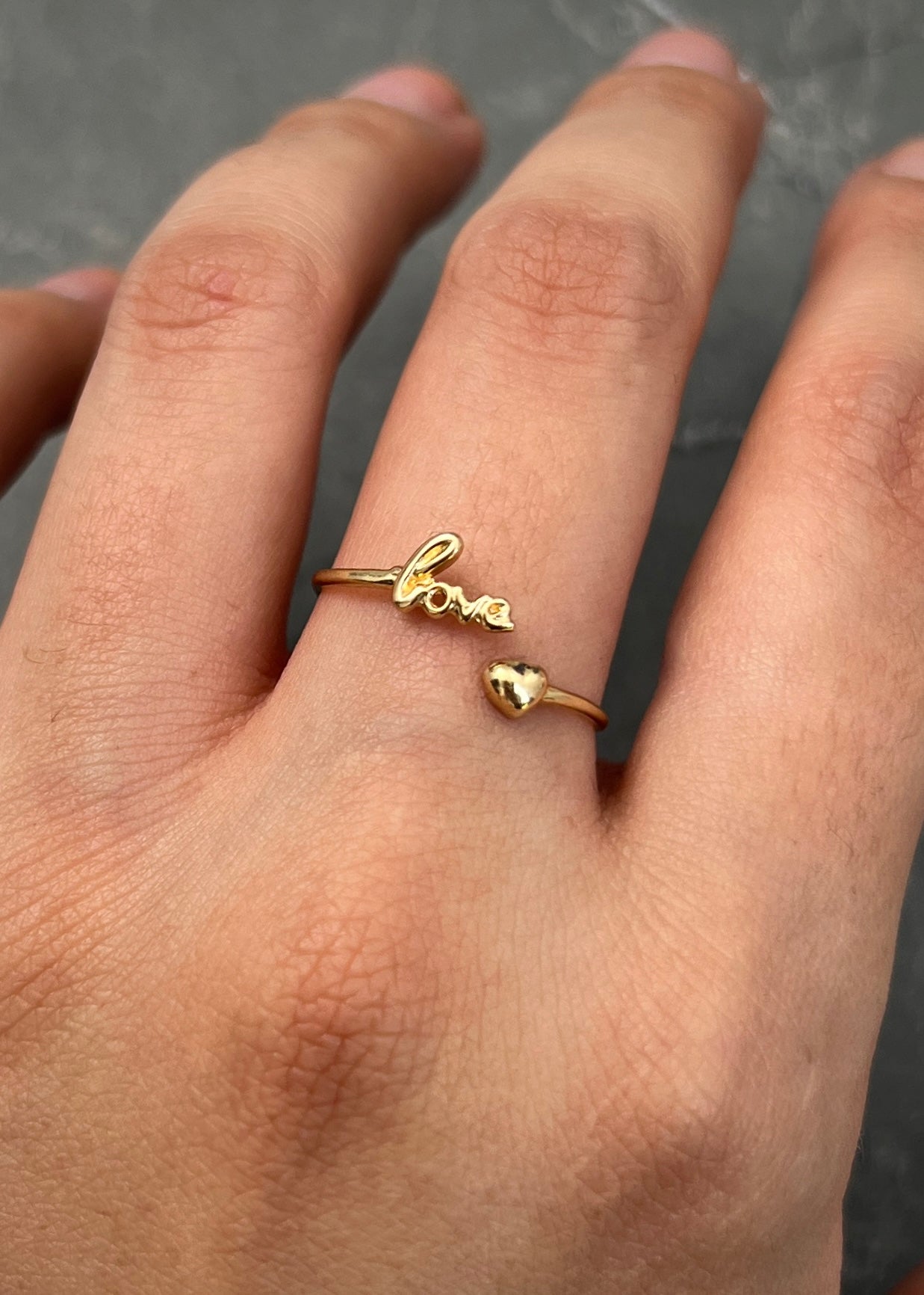 Anillo love 1gr / TALLA 7 1/2 / Oro Amarillo Nac M
