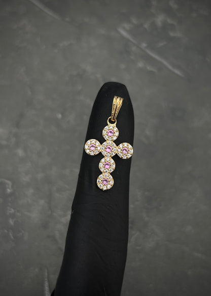 Dije cruz con swarovski rosado y blanco 1.65gr / Largo 2.5cm / Oro Amarillo Nac B