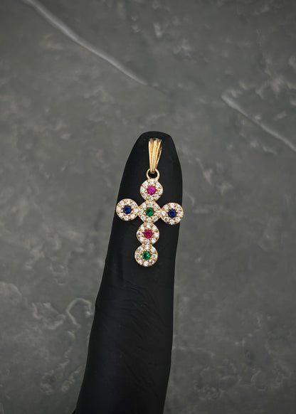 Dije cruz con swarovski multicolor 1.6gr / Largo 2.5cm / Oro Amarillo Nac B