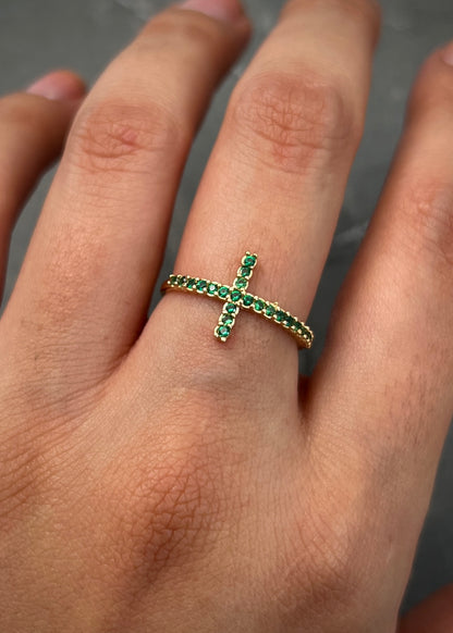 Anillo cruz con swarovski verde 1.55gr / TALLA 5 3/4 / Oro Amarillo Nac M