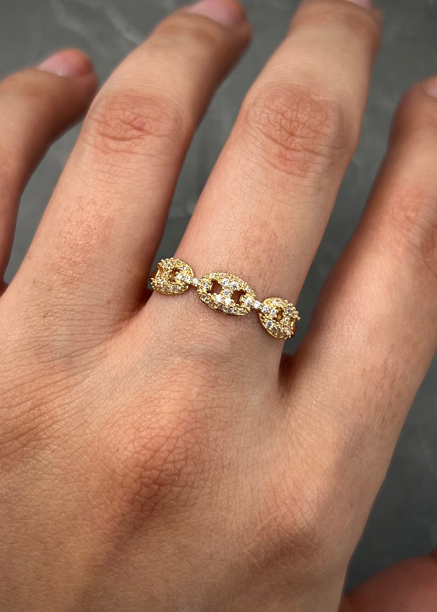 Anillo gc con swarovski blanco 1.65gr / TALLA 5 / Oro Amarillo Nac*
