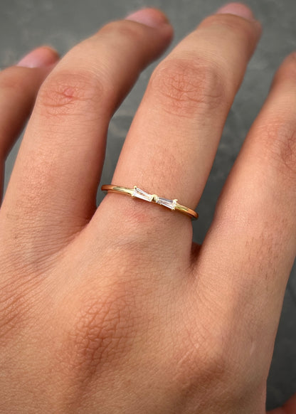 Anillo moño con swarovski blanco 1.2gr / TALLA 5 3/4 / Oro Amarillo Nac M