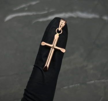 Dije de cruz lisa 0.7gr / 3cm / Oro Rosado Nac P