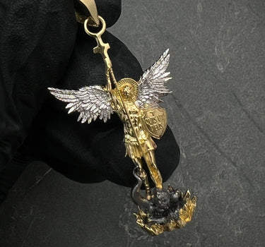 Dije arcangel san miguel 4.2gr / 4.5cm / Oro Amarillo Nac P