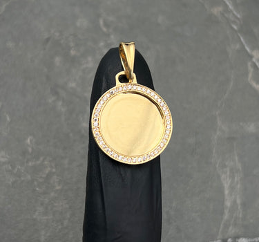 Dije medalla con swarovski blanco 3.5gr / Largo 3cm / Oro Amarillo Nac B