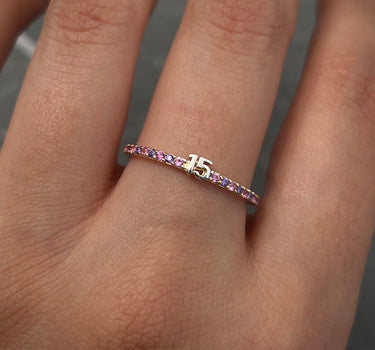 Anillo de 15s con swarovski rosado y morado 1.4gr / TALLA 7 1/4 / Oro Amarillo Nac B