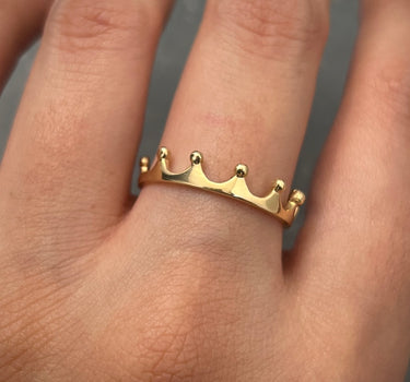 Anillo corona 1.9gr / TALLA 7 1/2 / Oro Amarillo Nac B