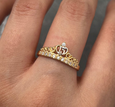 Anillo corona de 15s con swarovski blanco 2.1gr / TALLA 6 3/4 / Oro Amarillo Nac P