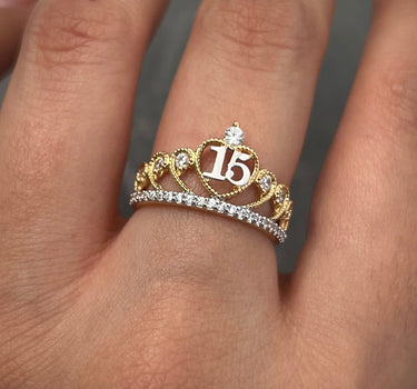 Anillo corona de 15s con swarovski blanco 2.15gr / TALLA 5 / Oro Amarillo Nac M