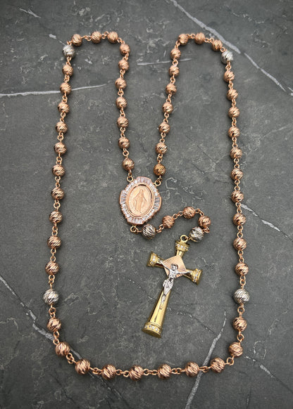 Rosario virgen de la milagrosa con swarovski blanco 50.25gr / Largo 70cm / Tres Oros Nac M