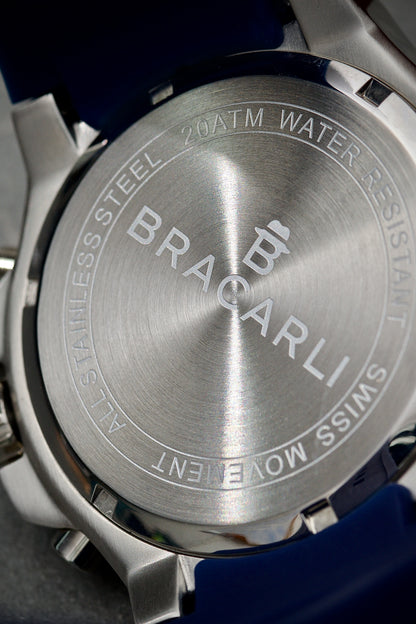 Reloj Bracarli Metal II. Oro Blanco 18k 7.8gr Con 1.80Qts (180Pts) De Diamante Azul Caja Blanca , Fondo Blanco Y Correa Azul M