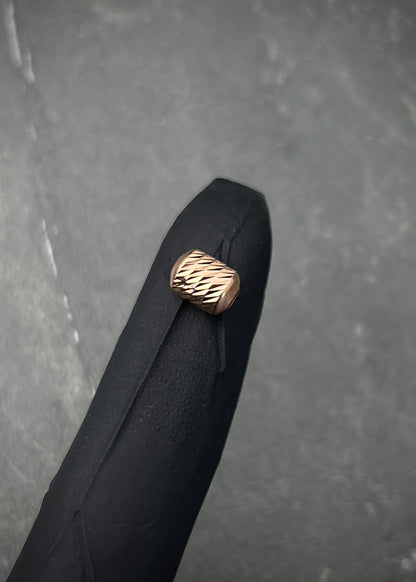 Herraje tubo diamantado 0.3gr / Largo 0.7cm / Oro Rosado Nac B
