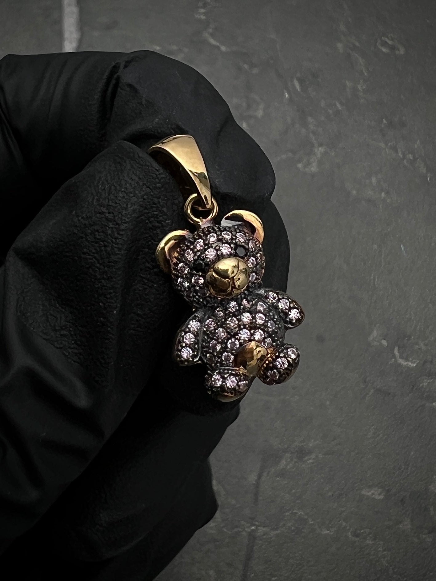Dije de oso con swarovski morado 3.5gr / 2.5cm / Oro Amarillo Nac B