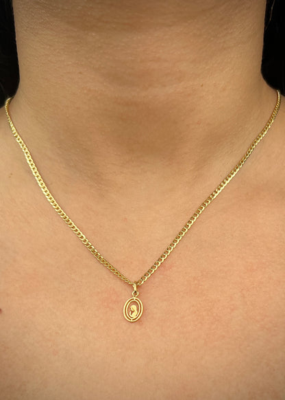 Dije virgen maria 0.55gr / Largo 1.6cm / Oro Amarillo Nac B